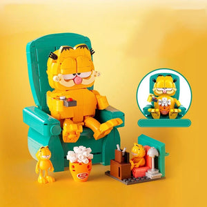 ORANGE CAT IN ITS OWN CHAIR | 1000 pieces