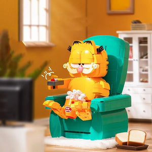 ORANGE CAT IN ITS OWN CHAIR | 1000 pieces